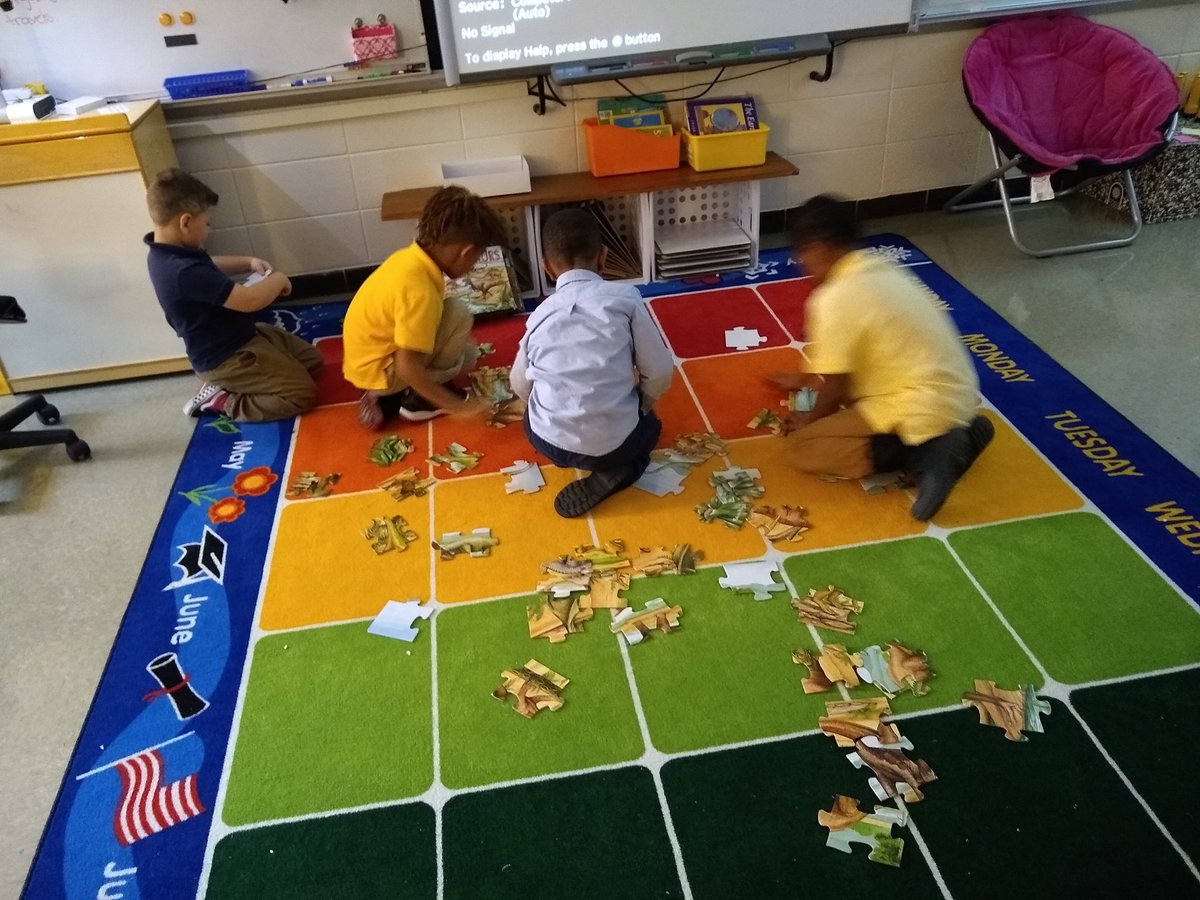 Friday Clubs. Board games for collaboration! #thepriceway #Fridayclubs #learningisfun <a href="/PriceOwls/">Price Elementary</a> <a href="/1stGrade_Price/">1st Grade Price Owls</a> <a href="/samanthakyed/">Samantha Miller</a> <a href="/MsMathies/">Dr. LaRhonda Mathies</a>