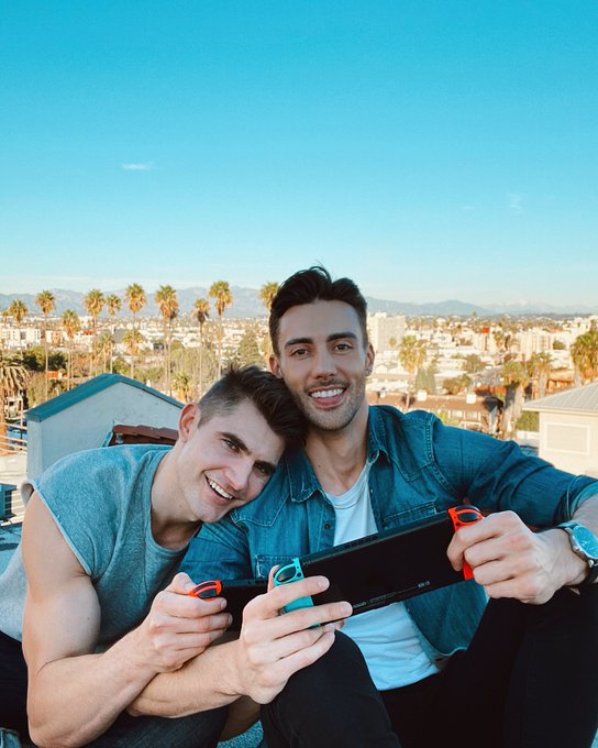 Watch t r a v i s | b r y a n t's leaked NSFW photo on TwXstars