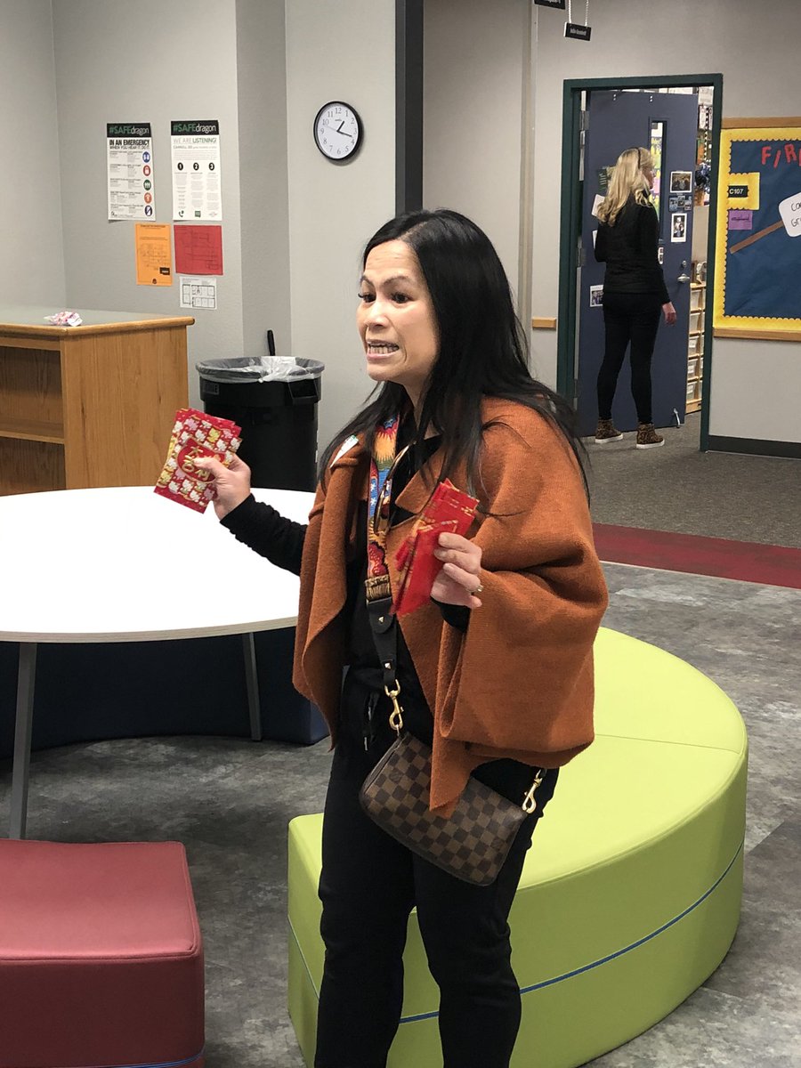 OUES1stGrade's tweet photo. Happy Chinese New Year! #YearoftheRat2020 @oldunionES @Carrollisd https://t.co/wHV3bv96SI