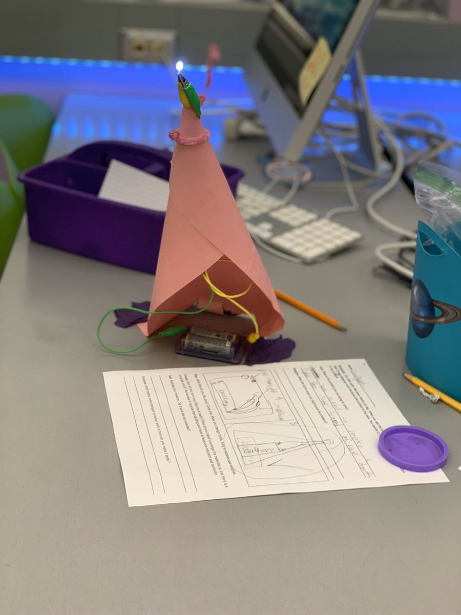 Problem solving! 4th graders created traffic lights to prevent car collisions at intersections while 3rd graders designed night lights to help our youngest hawks sleep at night #circuits #engineeringdesign