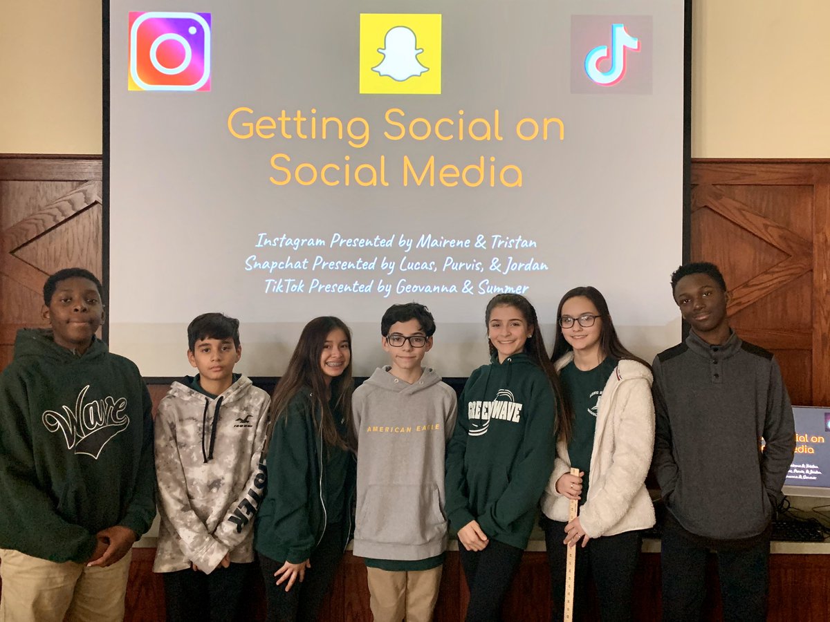 MrsCunneffLBPS's tweet photo. #LBMS students did an awesome job presenting their knowledge and experiences with social media platforms to our Future Ready committee members at the @LBpublicschools Education Summit! @LBMSRILEY @LBMSHyde #LBSummit20 https://t.co/jVsauyOAwS