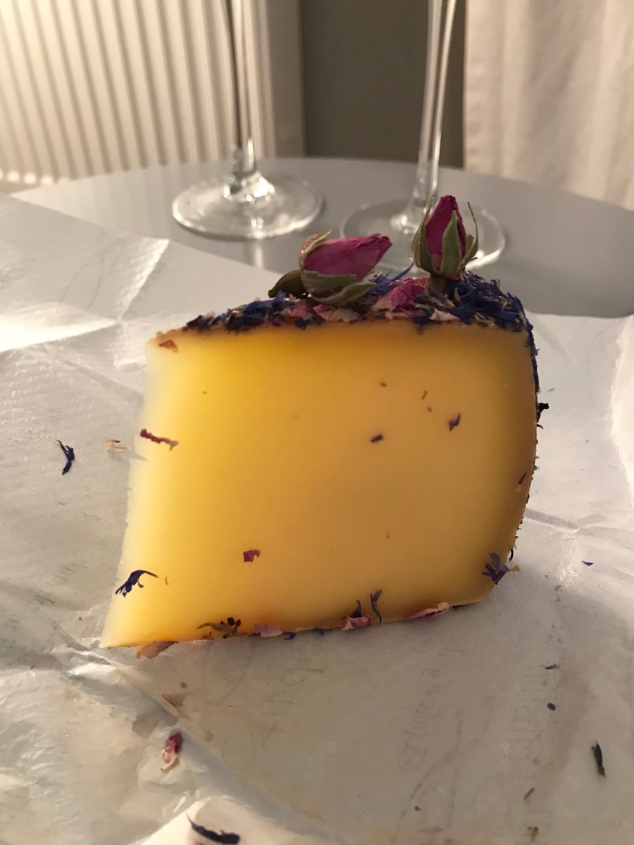 TheResearchDoc's tweet photo. We have arrived in Frankfurt for @Paperworld_Fair with @grandisonfolios. Safe to say, we have the situation under control. 
#Allthecheese #Paperworld #HelloFrankfurt #CheeseandWine https://t.co/bP8eTtZtEB