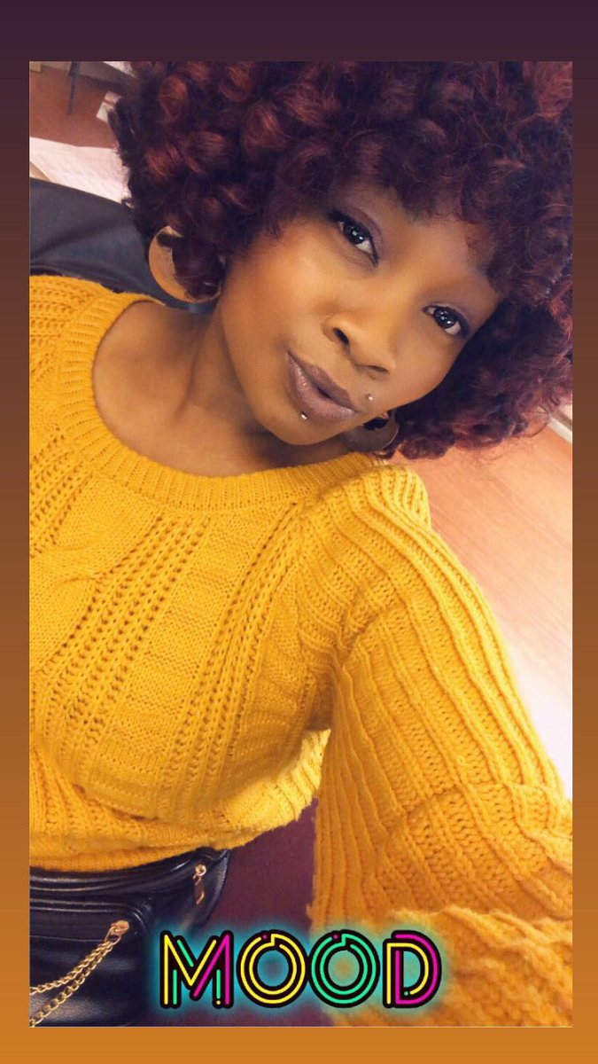 ShesAwesum's tweet image. Happy Friday🥰 #LGBT #TeamLesbian #TeamStud #TeamFem #PRIDE