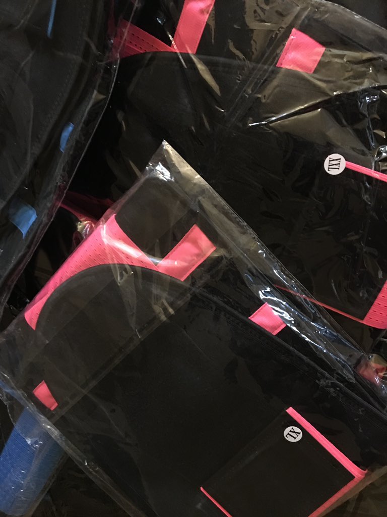 DrayaDiamond's tweet photo. Its time to get rid of your back rolls📍flatten your tummy📍&amp; control your eating📍great back support📍your chest will lift &amp; you’ll be forced to sit straight📍
Place your order now for your 2 in 1 Waist Trainer Belt Today
Sizes L-4XL available if you need a 5xL or 6xL please DM https://t.co/6DN6lSE8PW