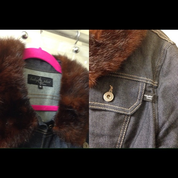 So good I had to share! Check out all the items I'm loving on @Poshmarkapp #poshmark #fashion #style<a href="/tag/fashion"class="tags"><span>#fashion</span></a><a href="/tag/shopmycloset"class="tags"><span>#shopmycloset</span></a><a href="/tag/style"class="tags"><span>#style</span></a><a href="/tag/babyphat"class="tags"><span>#babyphat</span></a><a href="/tag/posh"class="tags"><span>#posh</span></a>