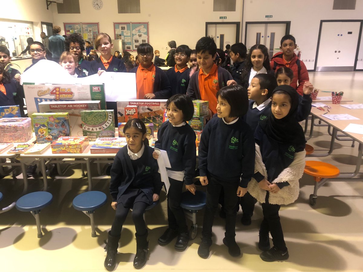 WoolmoreTweets's tweet photo. We were very happy to receive some gifts for breakfast club from one of the ⁦@magic_breakfast⁩ funders who came to visit #thankyou #evenmorefun https://t.co/jMdKEuMPnz