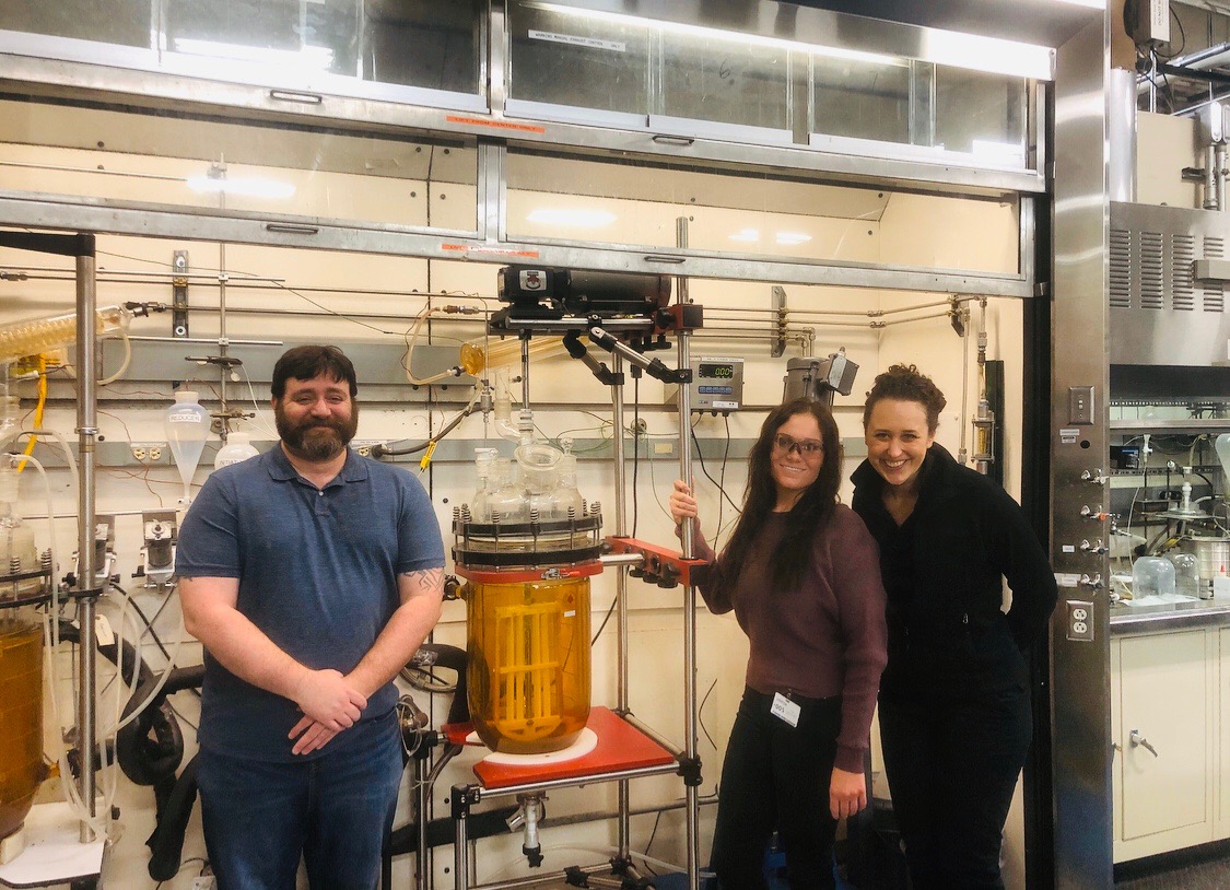 It is always great to see happy customers. Today North Central Manager Shannon and Lisa from Julabo got to hang out with Jeff at  Franklin International in Ohio. We had lots of fun. Thanks for allowing us to take this great photo. #aceglassfamily #custom JULABO USA, Inc. #happy