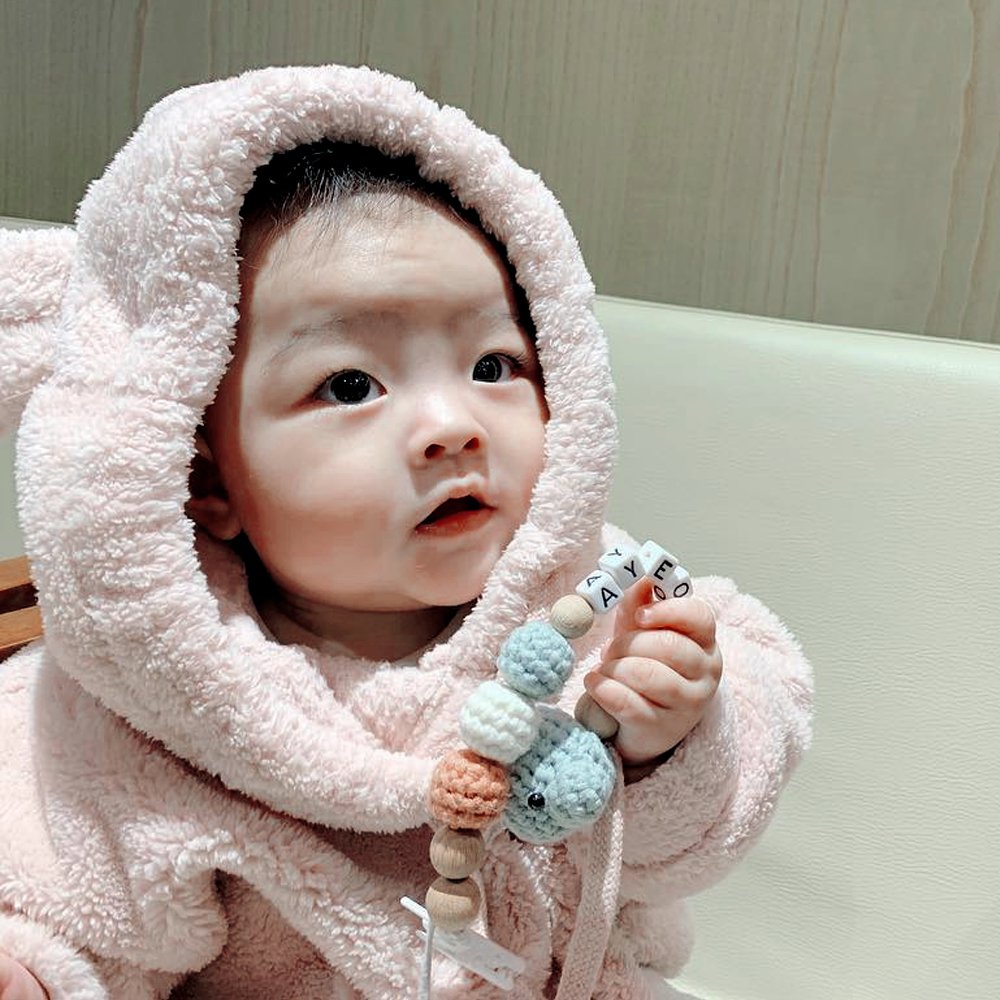 ㅤ🐻 · 아름 /ɑrǝum dιɑrч🍼
ㅤ› uρdɑtǝ — #006 ‹

✨ : 오늘은 매우 추운 기후였습니다~~! 내 딸은 하루 종일 코트를 입고 있었어요✨ 그녀는 너무 귀엽다😊😍❤