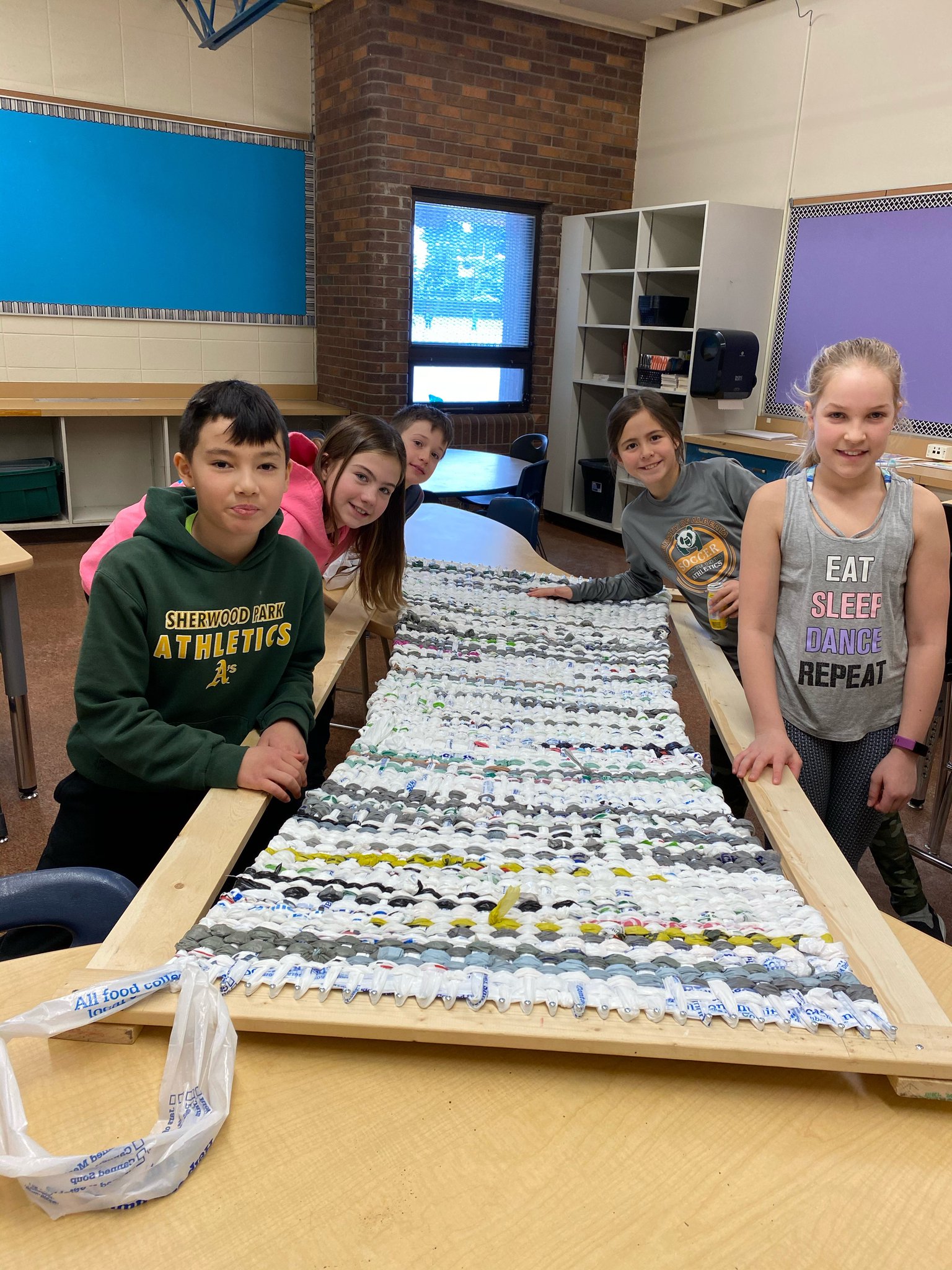 WBFSCHOOL on Twitter "Our grade 4s and 5s made a mat for the homeless