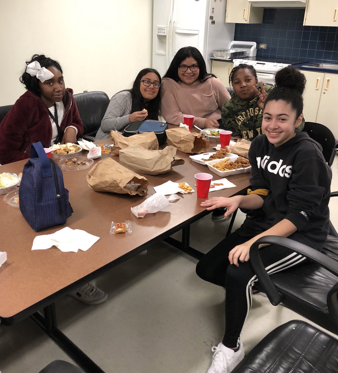 MissCascio_Math's tweet photo. Celebrating the end of midterms with a lunch party! 📓📚✏️ 🎊 #hardworkpaysoff #seenatscofield @Mr_SClay https://t.co/LgRXYyqRPu