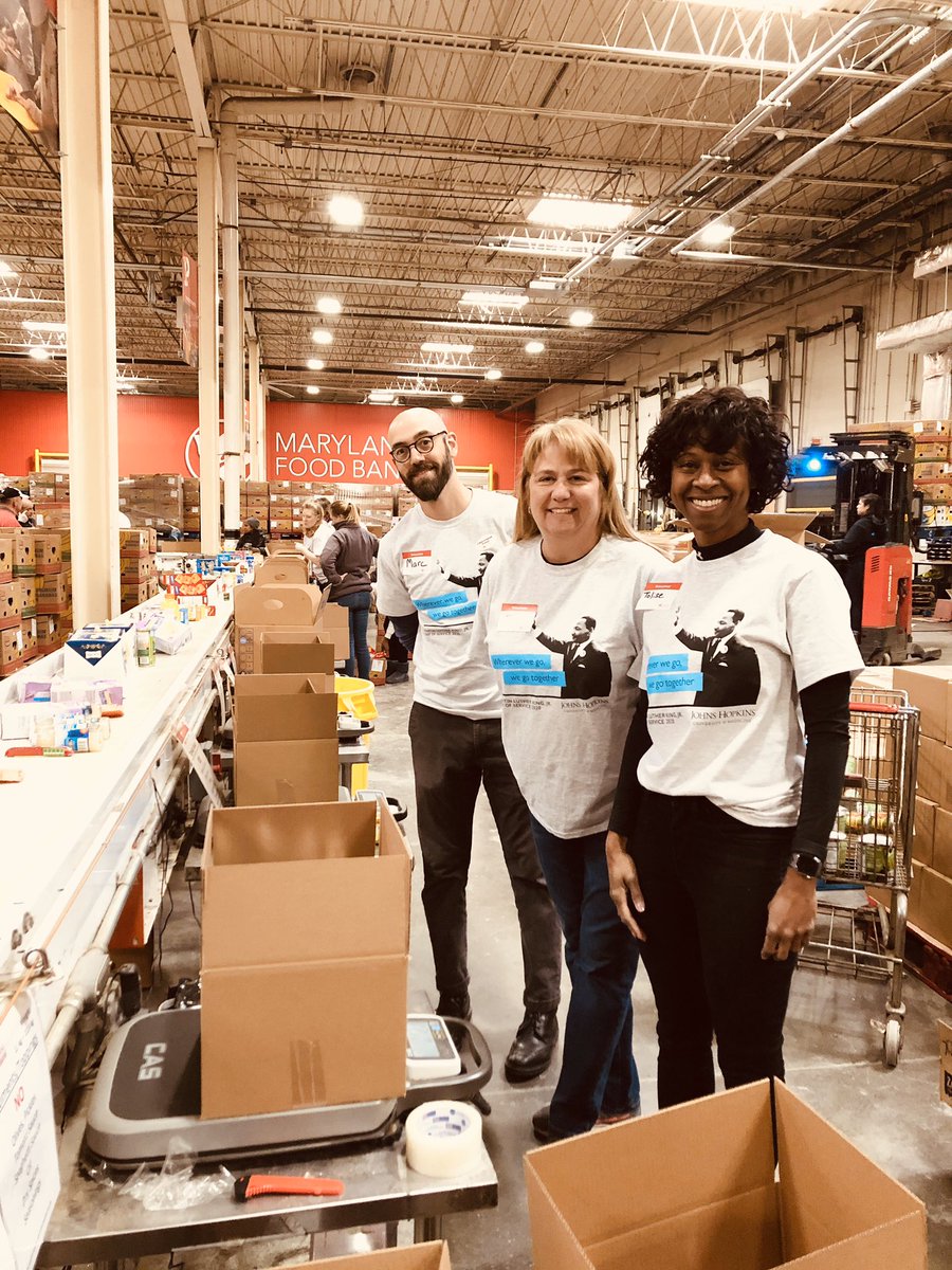 DolceDays's tweet photo. @MDFoodBank JHU MLK Service Day! https://t.co/mIjtCqtzvj