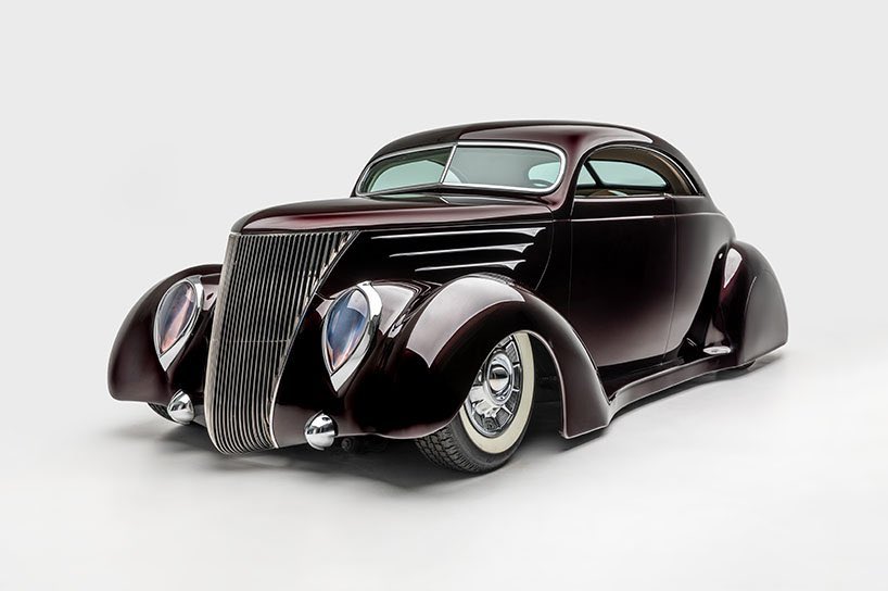 A few of James’ vintage cars that will be on display at the Petersen Automotive Museum starting on January 30th, 2020. #Metallica #JamesHetfield #ReclaimRust #PapaHet #HotRods #VintageCars  designboom.com/design/metalli…