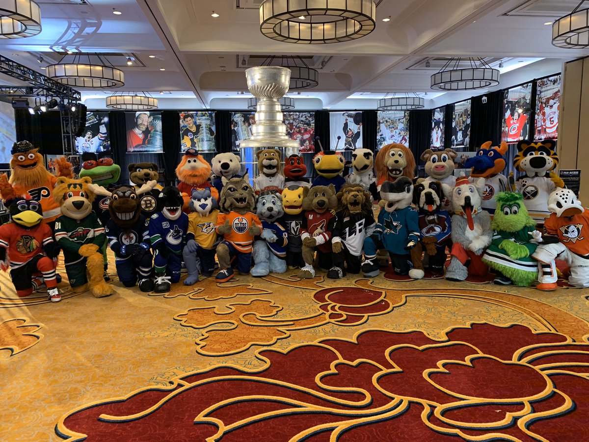 First day of class photo. 📸🐾
#NHLAllStar #NHLMascotShowdown