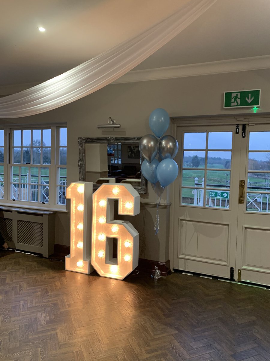 Woolston Manor tweet media