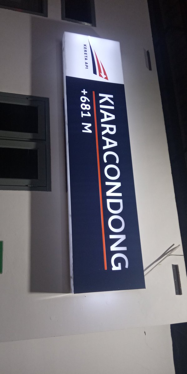 fachmi's tweet image. Alhamdulillah udah sampai di ibukota peradaban dunia