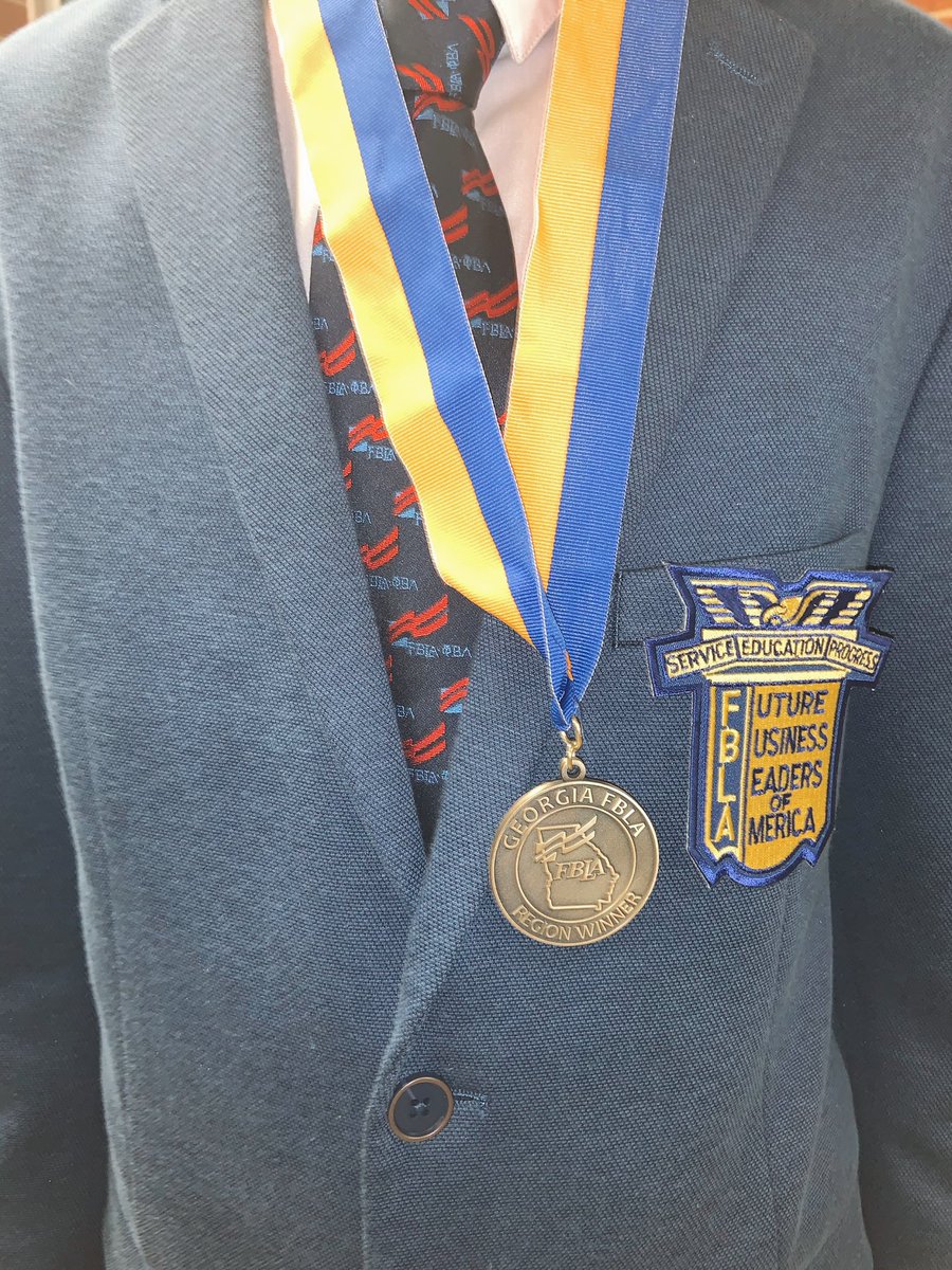 FblaHarrison's tweet photo. So many wins tonight at the 7AAAAAAA Regional FBLA competition! See you at state! @hoyaprincipal https://t.co/P7VvylvIIo