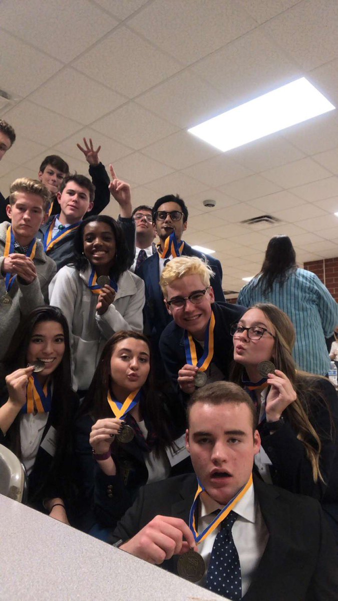 FblaHarrison's tweet photo. So many wins tonight at the 7AAAAAAA Regional FBLA competition! See you at state! @hoyaprincipal https://t.co/P7VvylvIIo