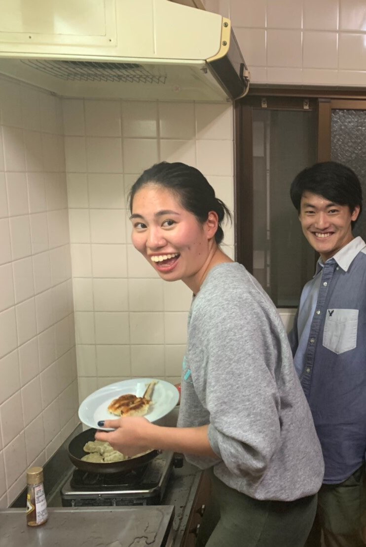 BIO_graduation's tweet photo. 怒涛のキャラクター紹介するよ！
まずは、シエネガ💃
見た目はお姉さん、中身はおバカなインスタグラマー？！きっとこのツイートは300いいね❤️ゲット👍(みんなシエ姉のためにしてね)
ダンス、オーバーリアクション、ナティカとのナイスコンビが見所だってっ！��(髪型すてきになったからお楽しみに！) https://t.co/PH5gkDsLur