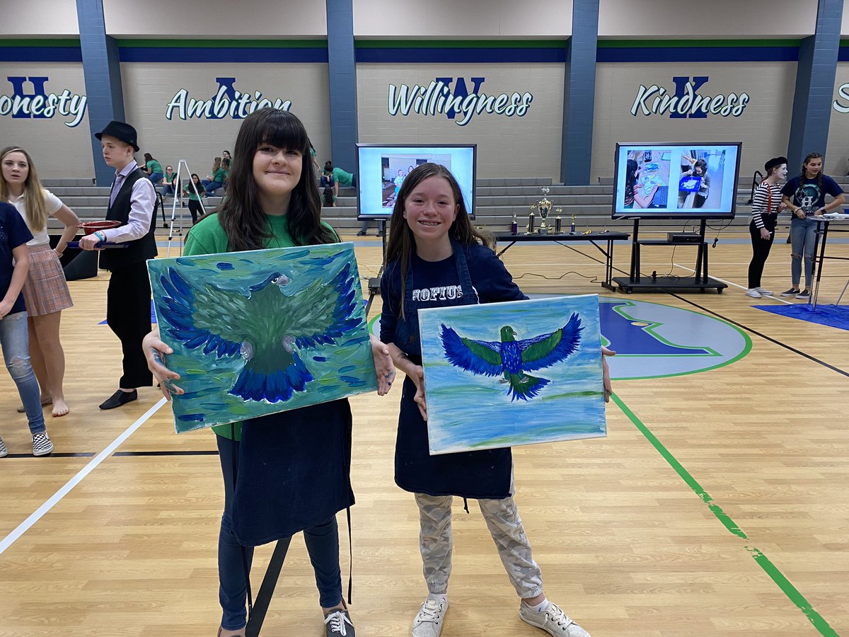 MsEliRodriguez's tweet photo. @ArtHofius It was great introducing our future 6th graders with our electives today here @HofiusKISD as they set their goals for next year!! #sOARinginto2020 https://t.co/0skzNEYjMa