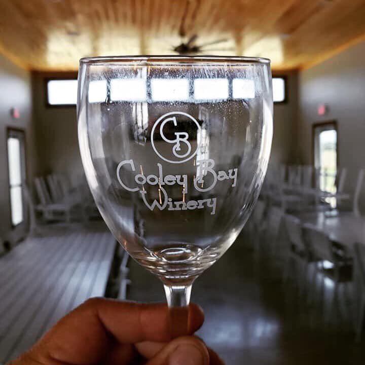 cooleybaywinery's tweet photo. Home of the Cooley and your perfect weekend destination. We’ll see you soon! 🍷

#CooleyBay #texaswine #cooleybaywinery #cooleybaywine #texaswinecountry https://t.co/Tdymz46x9t