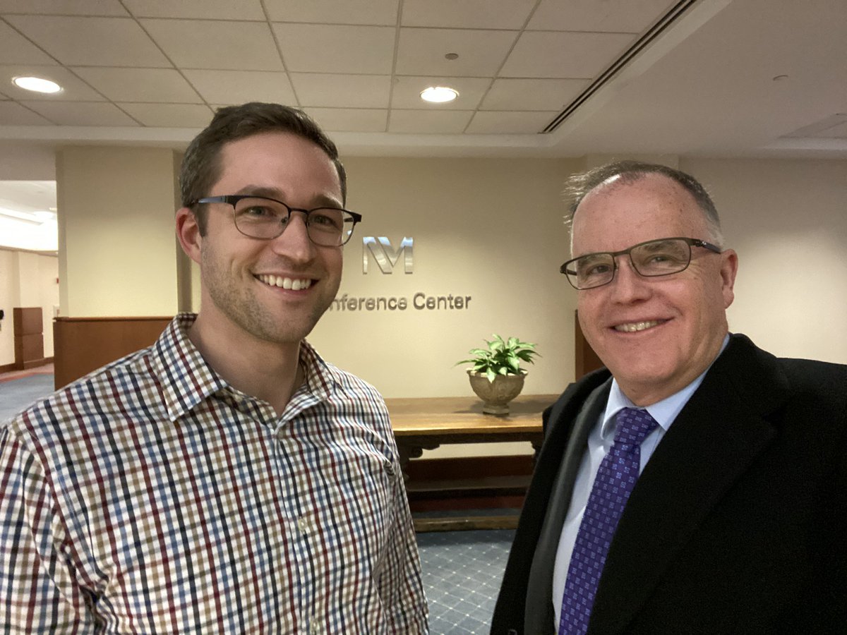J Mark McKinney MD FSIR FACR (@jmarkdoc) on Twitter photo Visiting former <a href="/MayoRadiology/">Mayo Clinic Radiology</a> resident JLewis now at Northwestern. #MayoClinicFL Visiting former <a href="/MayoRadiology/">Mayo Clinic Radiology</a> resident JLewis now at Northwestern. #MayoClinicFL