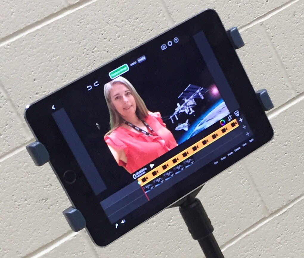 DoInkTweets's tweet photo. RT @CBarnettEdTech: Itโs a green screen adventure to the #InternationalSpaceStation here at San Jacintoโs STEAM Explosion! @SanJacintoUSD @the_fish_nerd #theSJdifference @DoInkTweets https://t.co/sQiOtWYbKM #doink #greenscreen #everyonecancreate