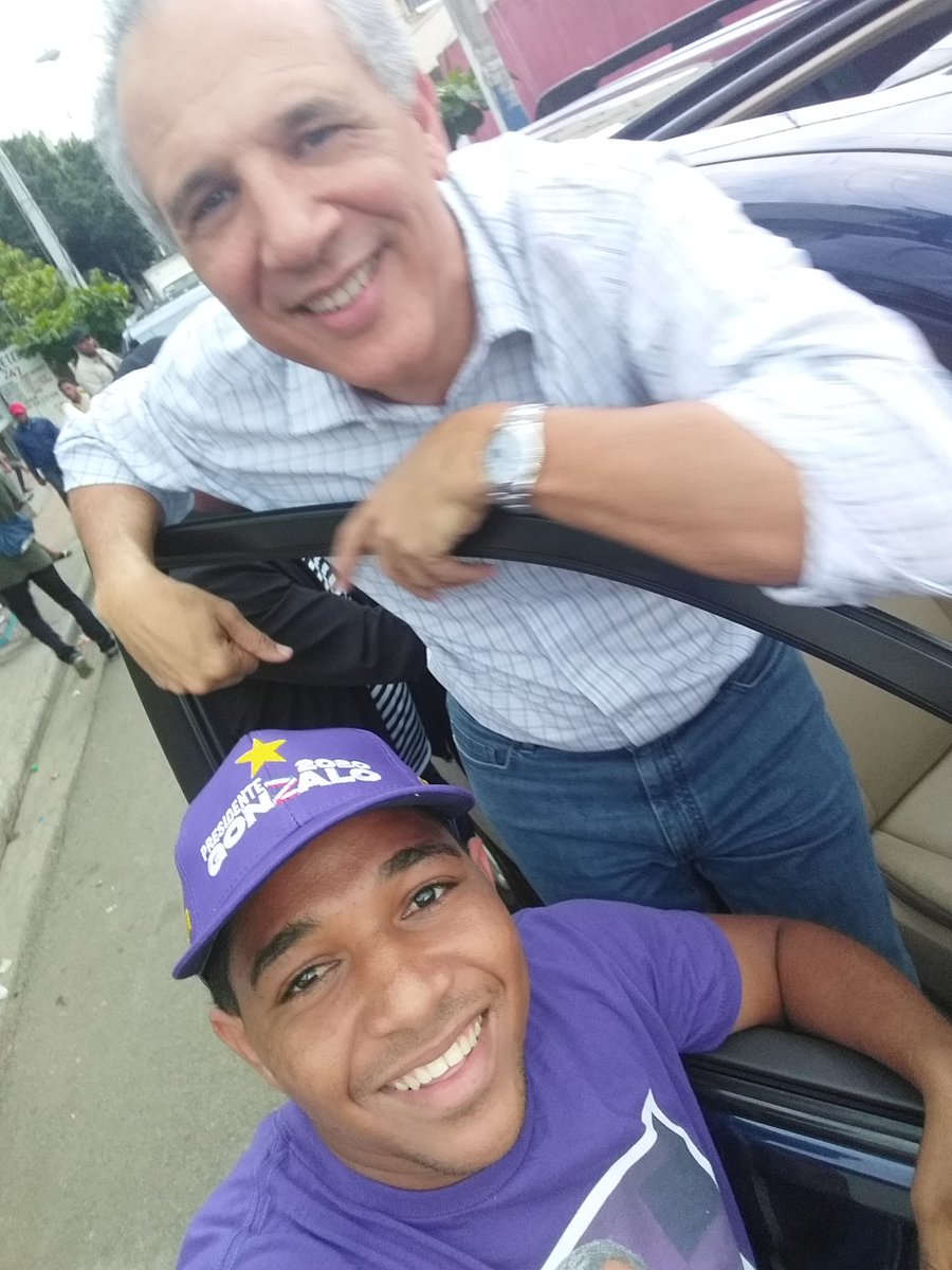 En La Vega está demostrado que la victoria es del morado ahí estuvimos con el Lic.<a href="/JoseRPeraltaF/">José Ramón Peralta F</a> en la contundente caravana de nuestro Partido <a href="/PLDenlinea/">PLD</a> <a href="/DaniloMedina/">Danilo Medina</a>
<a href="/LuisMarteLaVega/">Luis Marte</a> <a href="/JosefinaMarmol6/">Josefina Marmolejos</a> <a href="/bolivar_marte/">Bolivar Marte</a> <a href="/EuclidesLaVega/">Euclides Sánchez</a> <a href="/DrMarioHidalgo/">Dr. Mario Hidalgo</a> <a href="/Jcesarcorrea/">Julio Cesar Correa</a> vamos por más