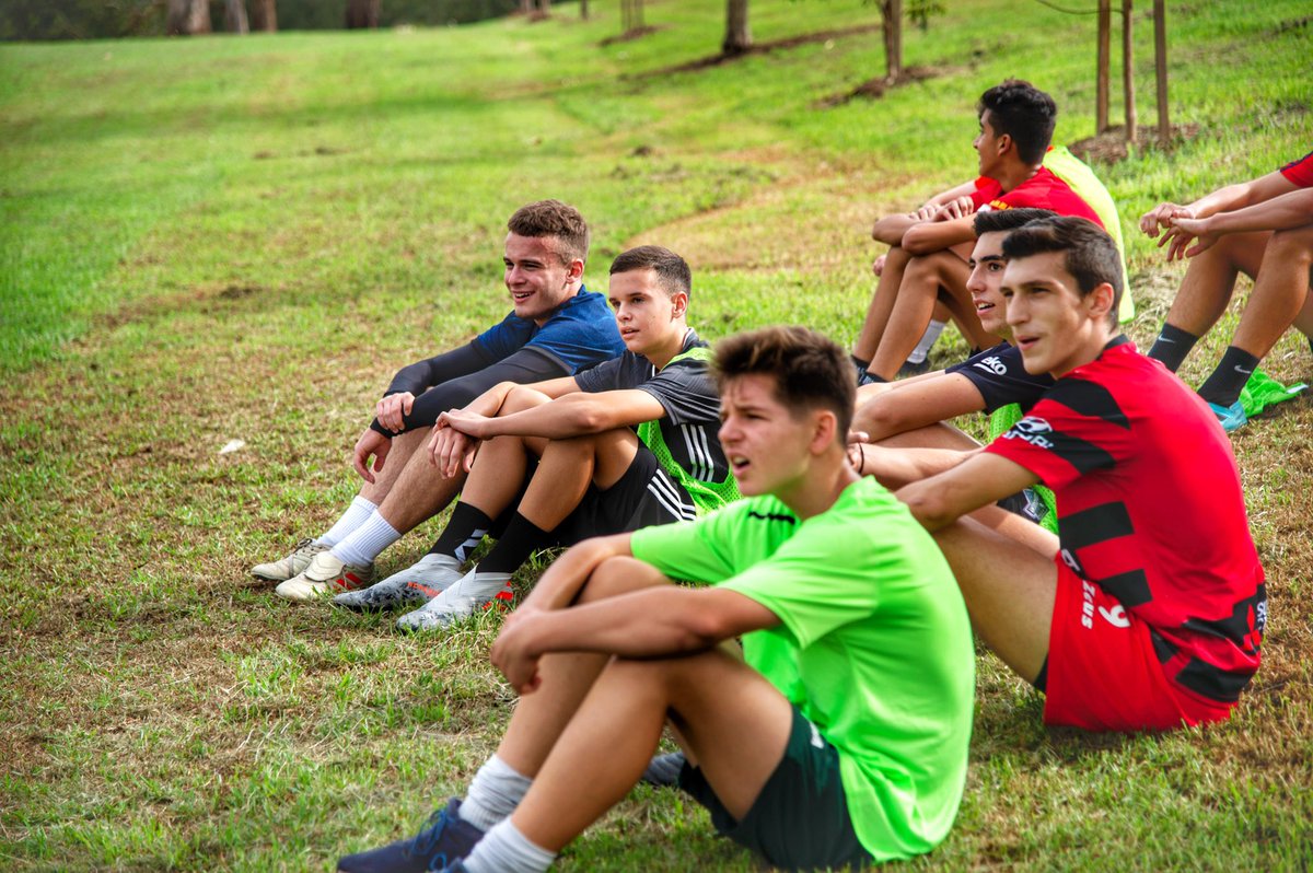 JetRobinson10's tweet photo. Teammates 

@Prospect_United 

#football #soccer #futbol #teammates #footballer https://t.co/6eqXUMCPcc