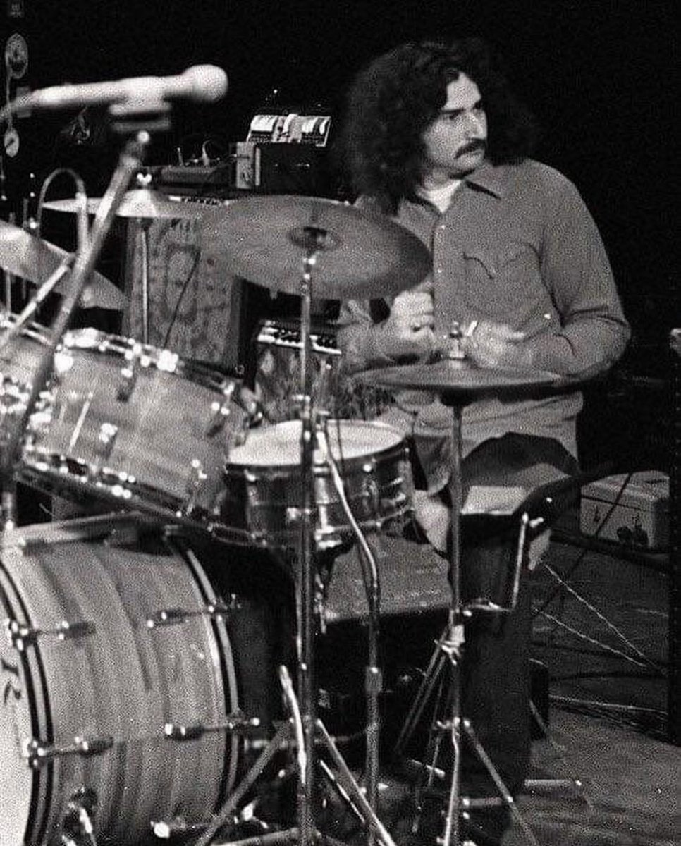 BigSteveParish's tweet photo. #Ramrod on Rhythm guitar and myself, #BigSteve on drums, Assbites rehearsal. @GratefulDead https://t.co/kxyJkOgBl2