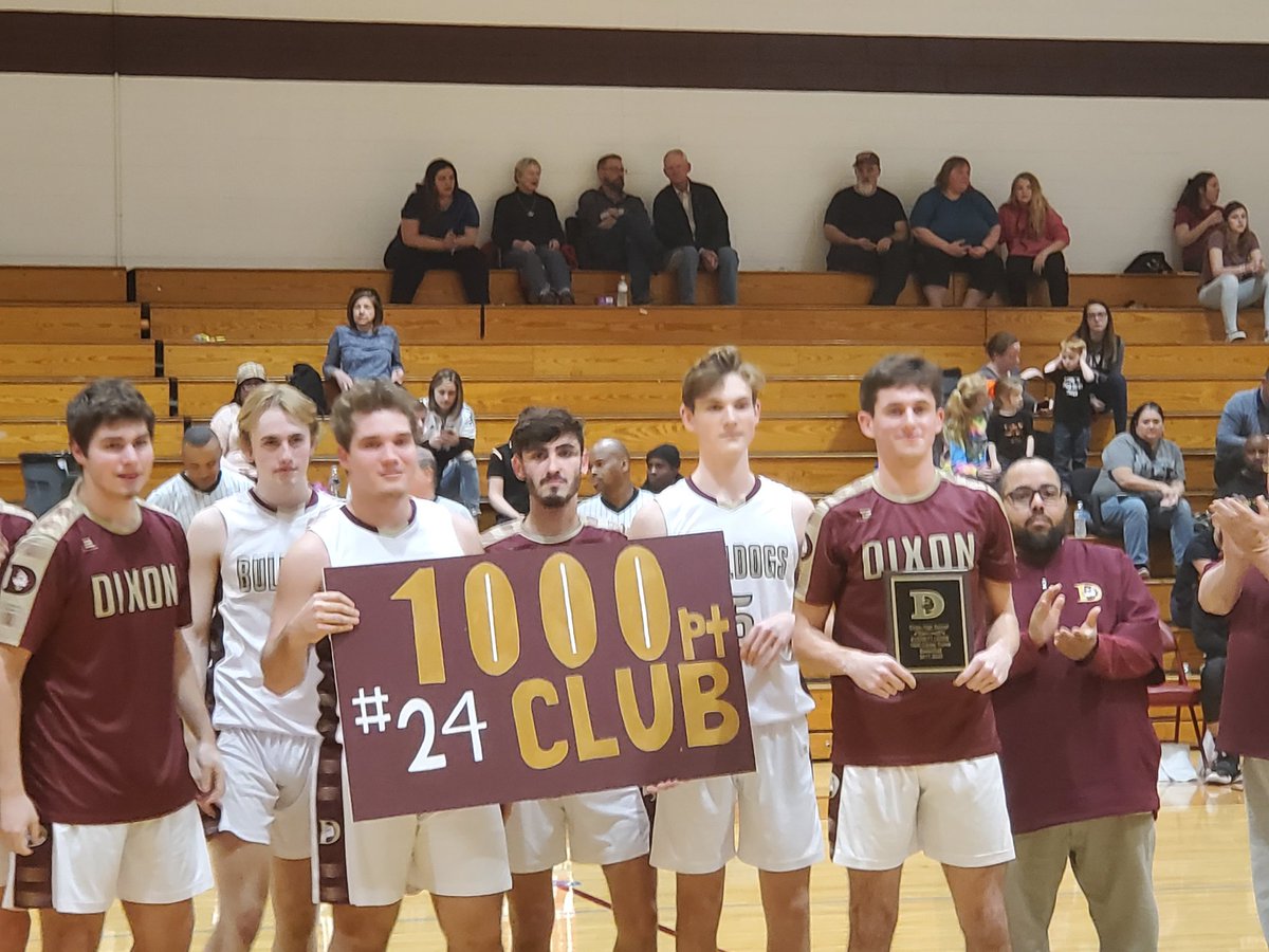 DixonSportsInfo's tweet photo. Congrats to senior Everette Lewis @Everett_Lewis8 on joining the 1000 point club. Very proud of this young man

@dhscenturyclub @Dixon_Bulldogs @JDNsports @BrianNorth4 https://t.co/E2FYrjdtlT