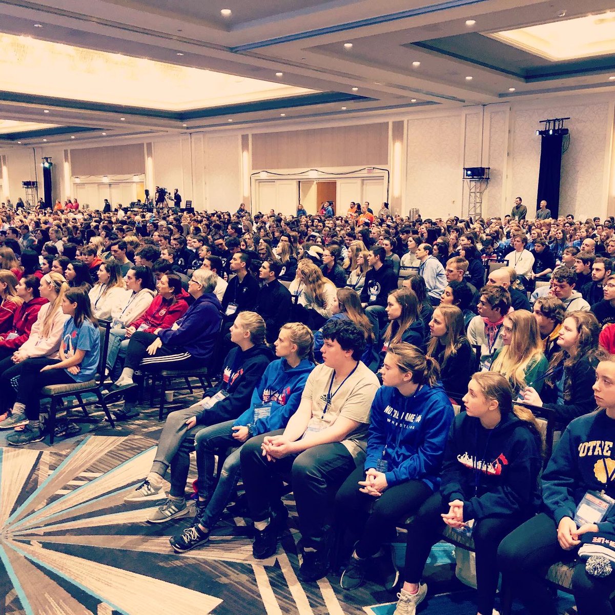 RosatiKain's tweet photo. Today, our students in DC celebrated the Eucharist with Archbishop Carlson.  After Mass, the students joined thousands of other young people from around the country as they proclaimed the Gospel of Life at the #MarchforLife. 

#WomenofRK #GenLifeSTL #ArchSTL #CatholicSTL https://t.co/9FnEsvuZPG
