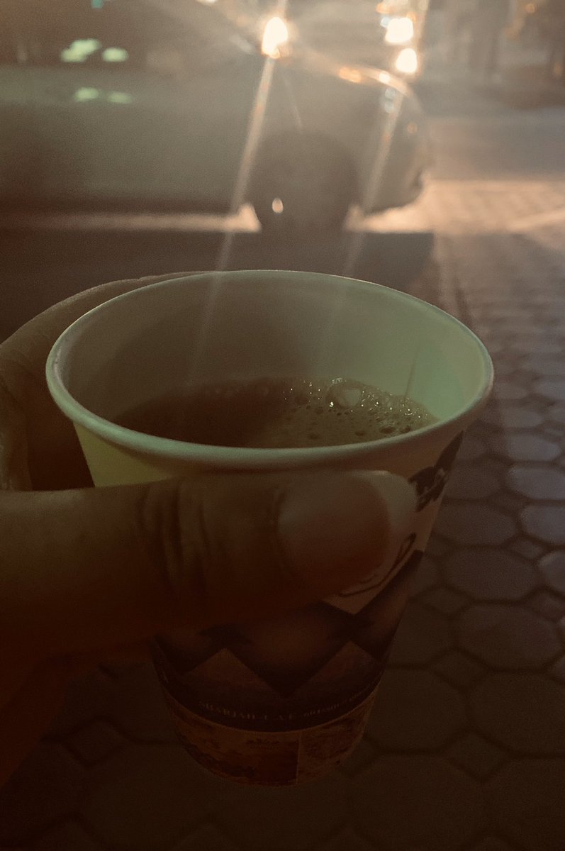 asmaalizain's tweet photo. Nihari, chai, chatter and this weather ♥️
#weekendvibes #randomplans https://t.co/crJ3ryj8jl