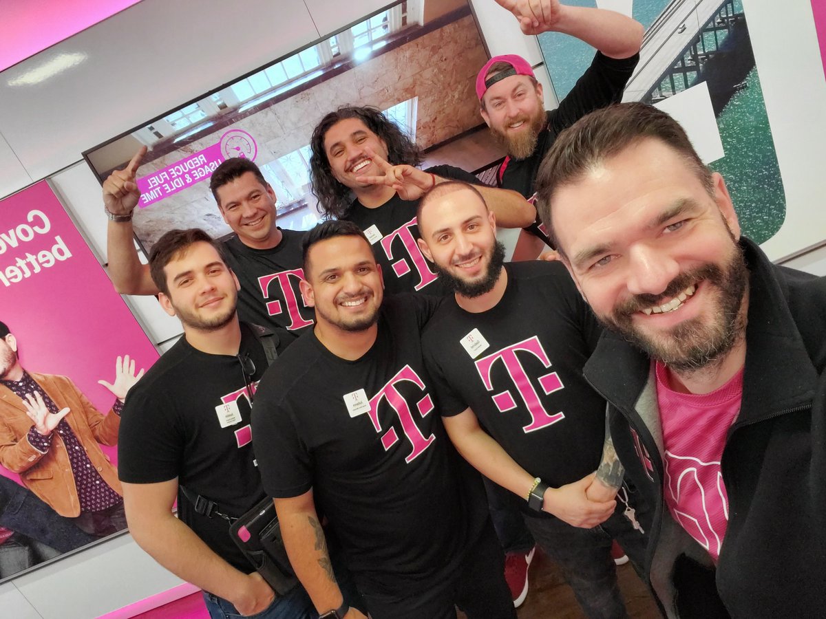 Awesome visit with Julienn and crew in Tampa!! Love this @GPMobileTPR team @SeanLeonardGP <a href="/mariogomezgp/">Mario Gomez</a> !!!  We missed you Gonzo!! Next time!