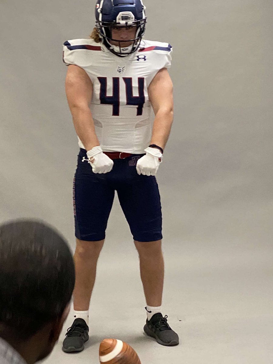 himschoot44's tweet photo. Great visit today at St. Thomas University!!! @Coach_MGrove https://t.co/hAL46KzUWw