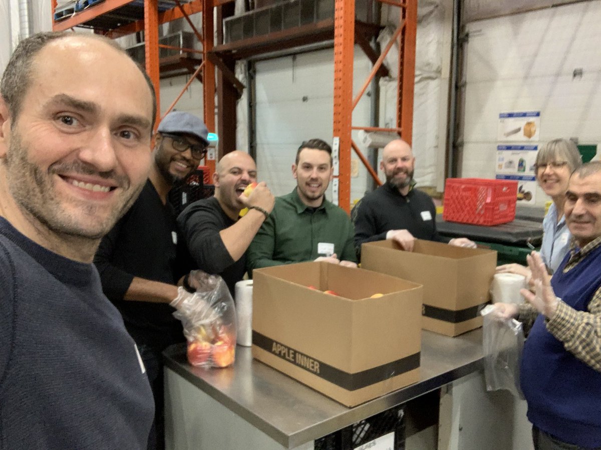 tomborowski's tweet photo. What a rewarding day volunteering with my #Iwork4Dell colleagues at the Calgary Food Bank!  #PowerToGive https://t.co/CMaj85nltI