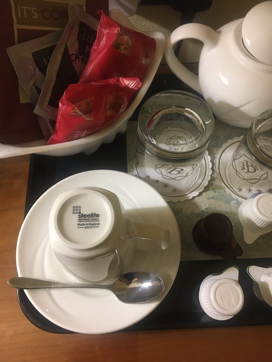 pvfc_carol's tweet photo. Ensuring the cups in the room have made the same journey as the team seems to have become the requirement when selecting hotels for @OfficialPVFC pre-match “sleep overs”. Good to see you @SteeliteEMEA #BurslemBuddies #Noplacelikehome #turnoverclub #SuperValeAway #matchdaytomorrow https://t.co/uNoVvULRg2