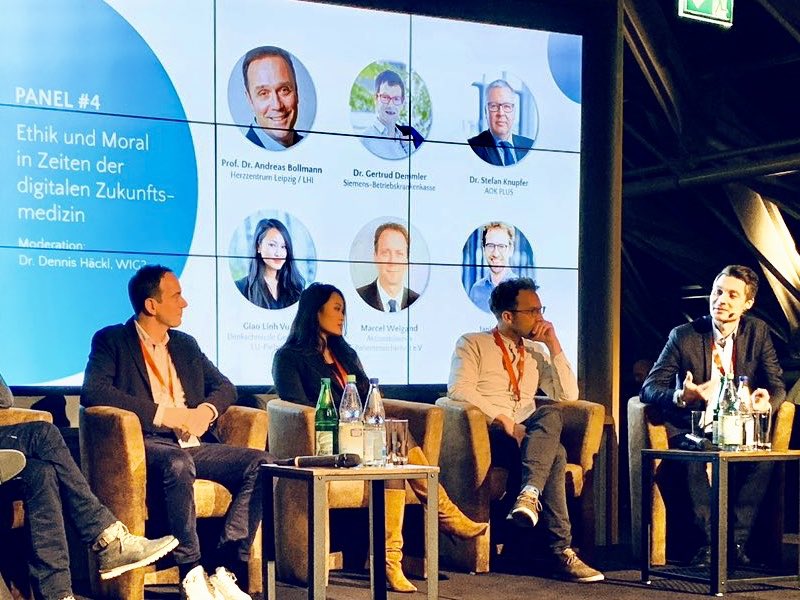 DsGesundheit's tweet photo. #HIHC2020-Panel, Linh zum Thema #Ethik: Wir wünschen uns eine gestärkte #Patientenautonomie, einen aufgeklärten #Patienten der fähig ist über seinen Daten zu entscheiden, sodass die nächsten Generationen von der #Zukunftsmedizin voll und ganz profitieren können https://t.co/Zikb0L97PB