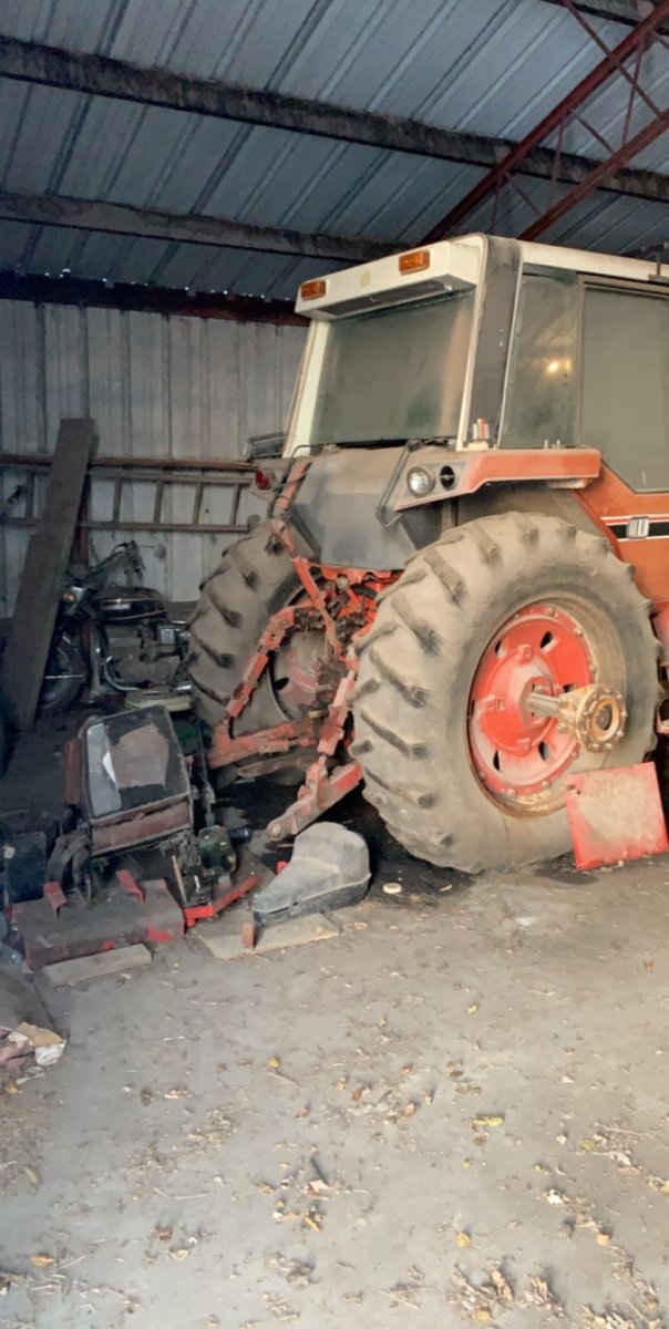 NevadaFFA's tweet photo. Whew !  Looks like a challenge for ag mechanics students #challenge #skills #barnfresh #nevadacubpride https://t.co/j35wTSD6ji