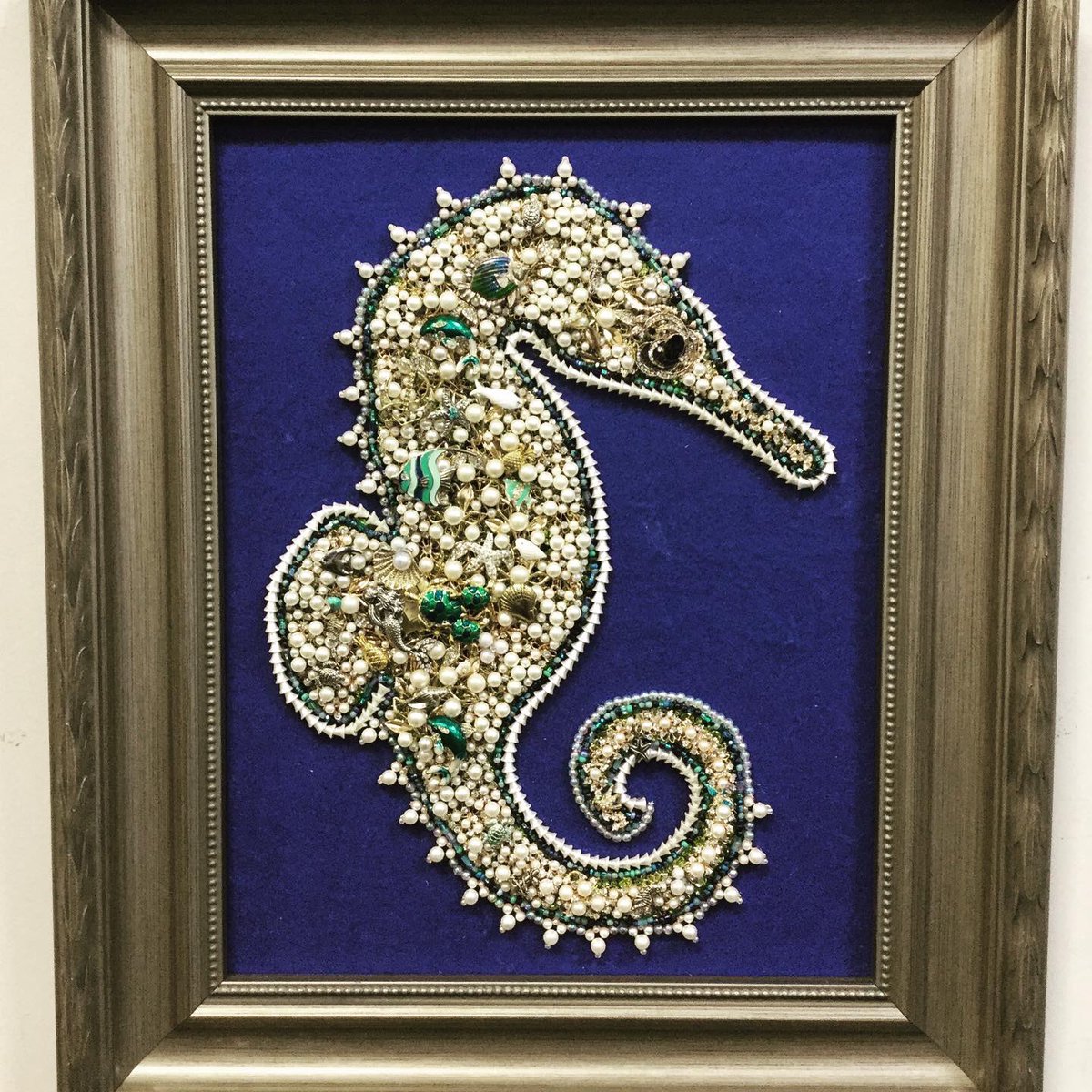 EclecticsATL's tweet photo. 🔥HOT DEALS🔥 These beautiful jewelry art pieces have been reduced to final sale prices. Christmas tree is now $50, Single pumpkin is now $35, Double pumpkin is now $30, Seahorse, Sailboat, Georgia tree, and Cross is now $50. Come get them before they’re gone. #eclecticsconsign https://t.co/29kbFwH0Zx