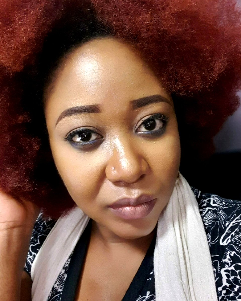 apiorkor's tweet photo. 💥👑
#IamApiorkor
#PoetryIncarnate
#TheMatriarch
#TheMatriarchsVerse
#MotherhoodShouldBeUnapologetic
#NaturalHairDaily
#RedHair
#LateNightAtWork
#CitiTVonDSTV
#BestBrain
#JustAnotherSelfie
#FridayNight
#Poetry Always... https://t.co/lPLUHAbQy4