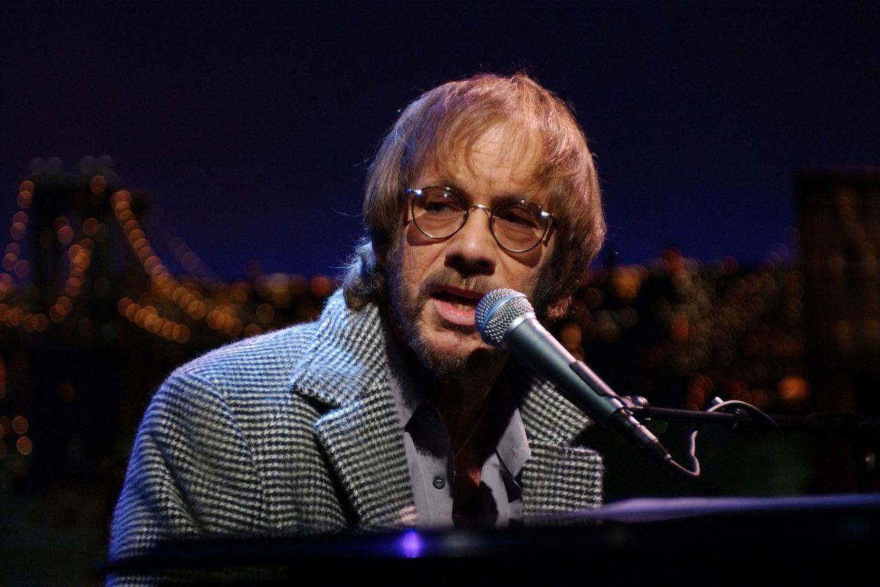 Happy birthday to the great Warren Zevon.  He is very much missed. 