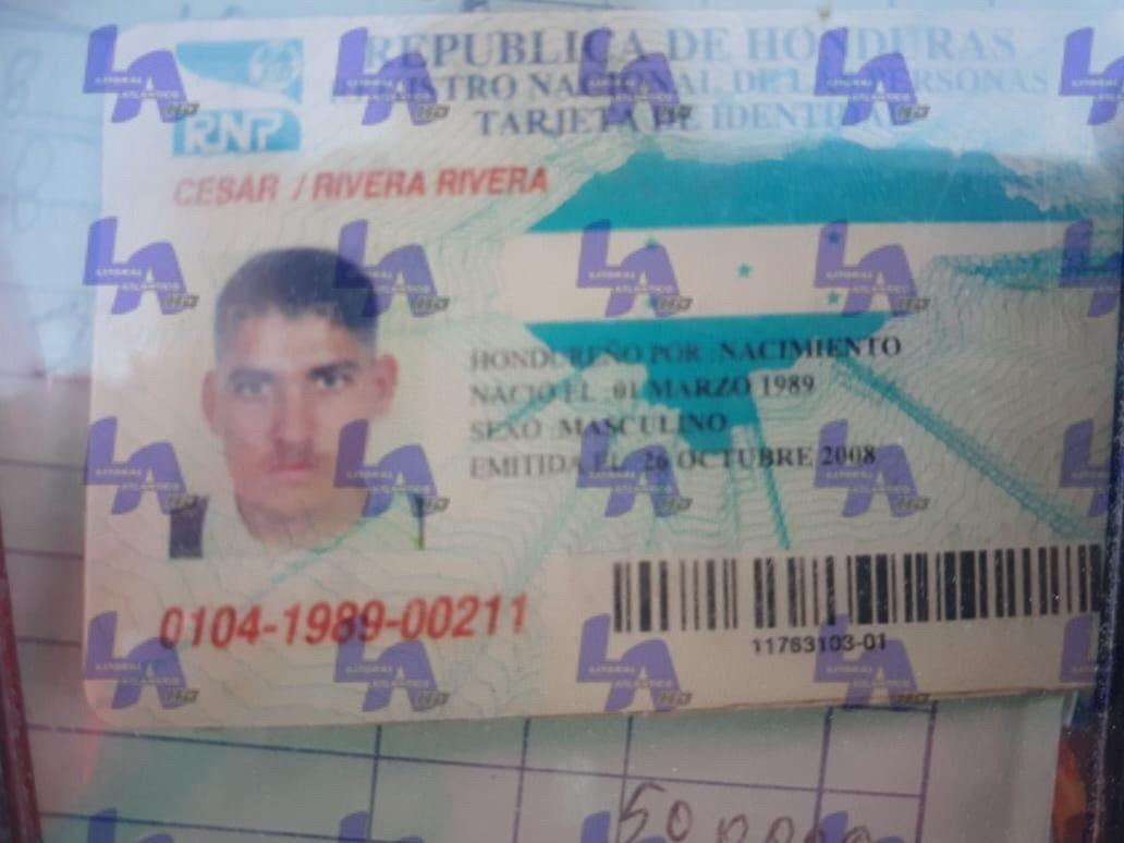 litoralhd's tweet photo. #LAinforma25
El Dpto. legal de Medicina Forense, ha procedido a realizar los trabajos correspondiente de ley, luego del asesinato de Cesar Rivera 32 años, quien fue atacado a balazos cuando se conducía junto a tres personas mas de La Ceiba a la comunidad de Corralitos, Jutiapa. https://t.co/0n6GFN5F2J