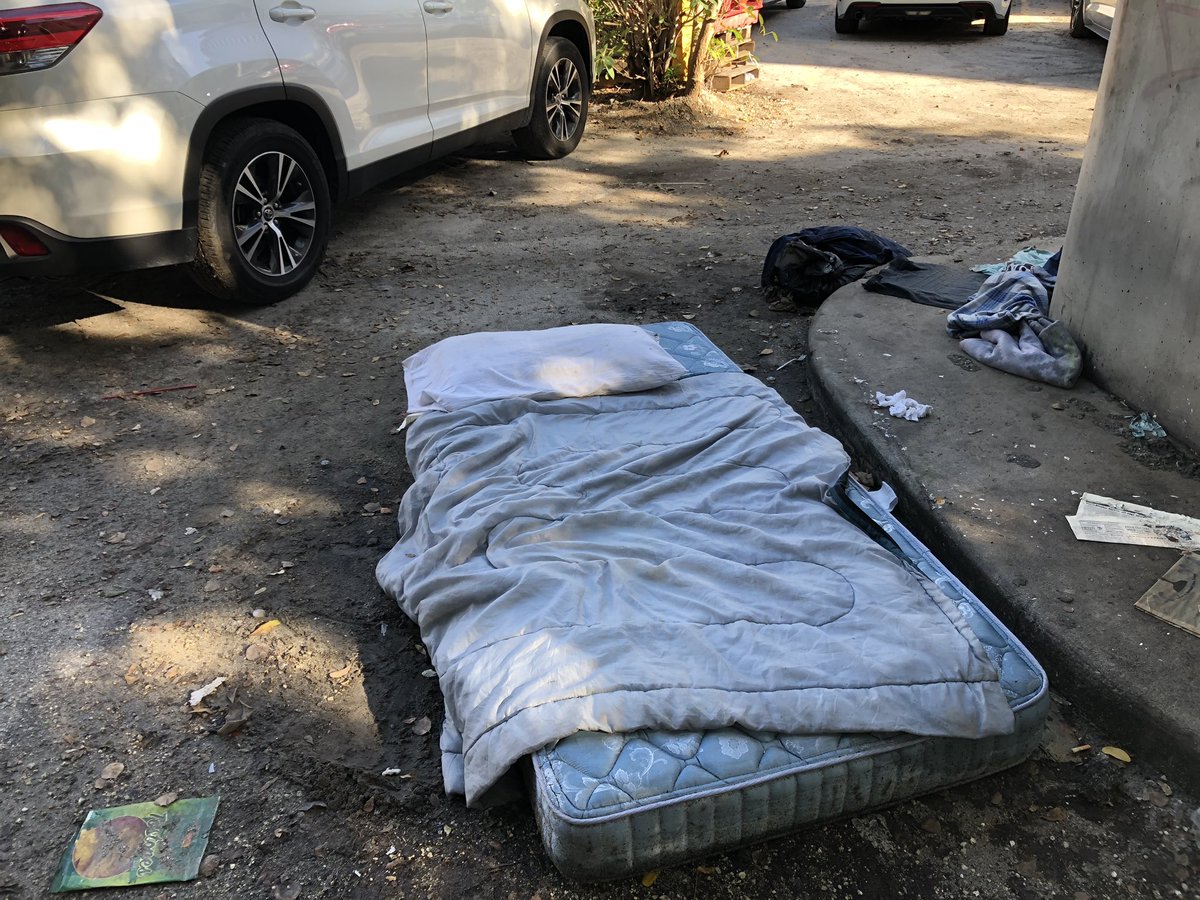 RickTannenbaum's tweet photo. @Avis remember when you made me and my kids pick up a car in Miami from a muddy parking lot with a homeless guys bed right next to the car and a pile of trash and beer cans spewed all around? Remember over a week ago when you said you would call me within 72 hours and you didn’t? https://t.co/kqJTbS2fnL