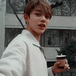 _multifandom_04's tweet photo. ☁️🍓🍬🍒💭 https://t.co/fTiDDRmvoJ