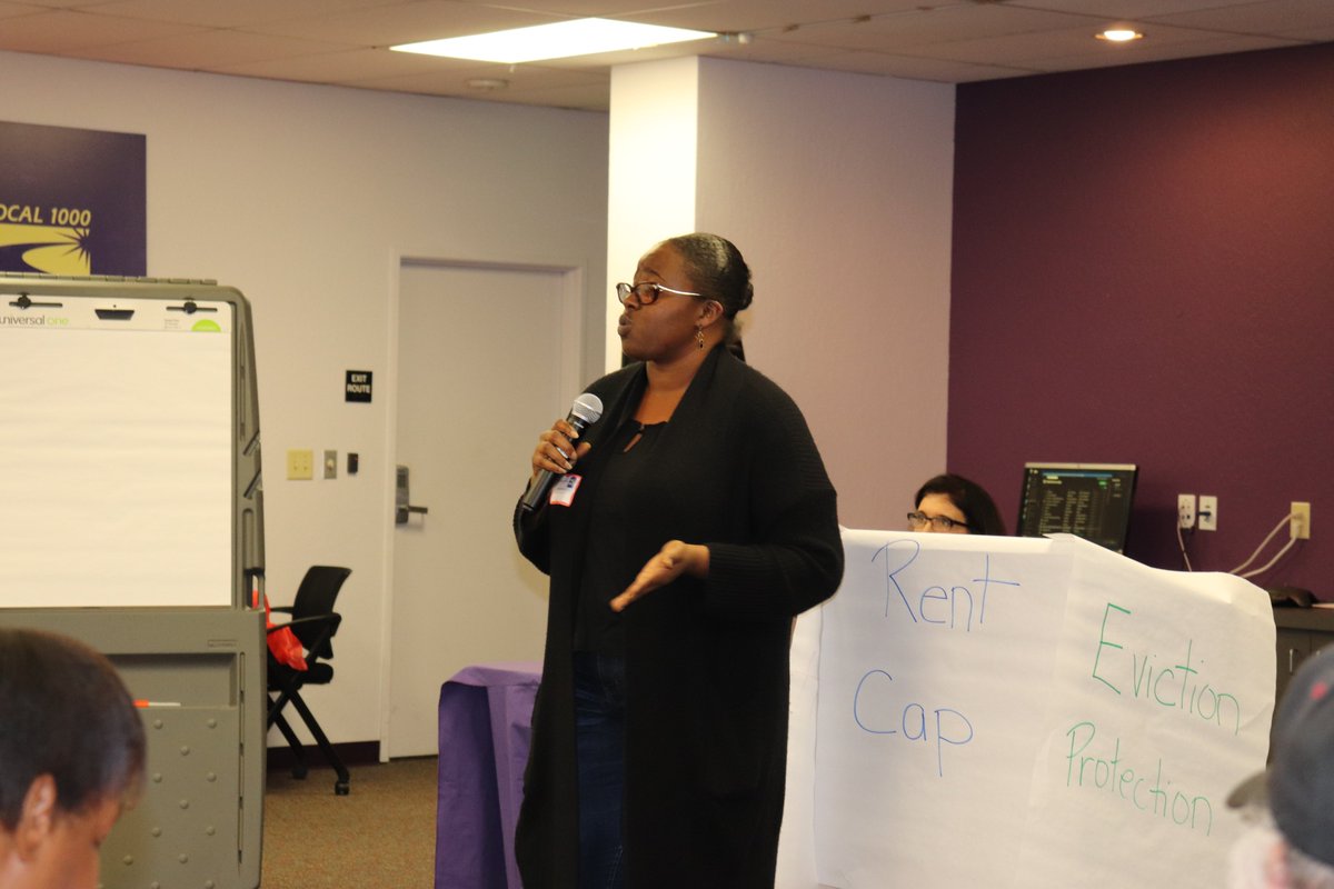 SEIU1000's tweet photo. #Local1000 members, joined by #SEIU2015 and community partners, gathered with Sacramento City #Councilmember Steve Hansen, to celebrate wins and to discuss further opportunities to fight for affordable #housing in Sacramento County. #UnionsForAll https://t.co/i4cyCnhMYY
