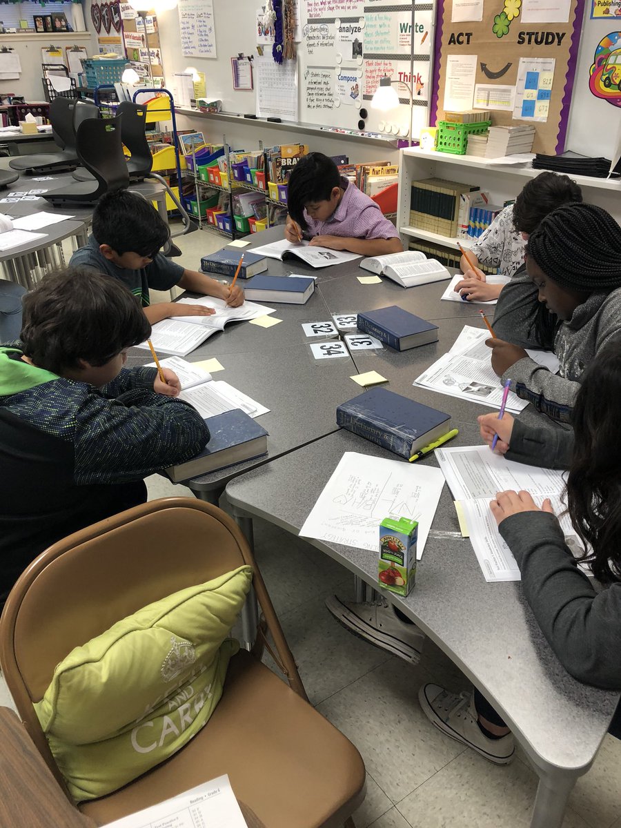 DiegosDiner2011's tweet photo. Dedication on a Friday after school. STAAR Reading tutorials in progress. #ELARelentless #muñozmania Diegos Tele Muñoz https://t.co/St4aAF35MU