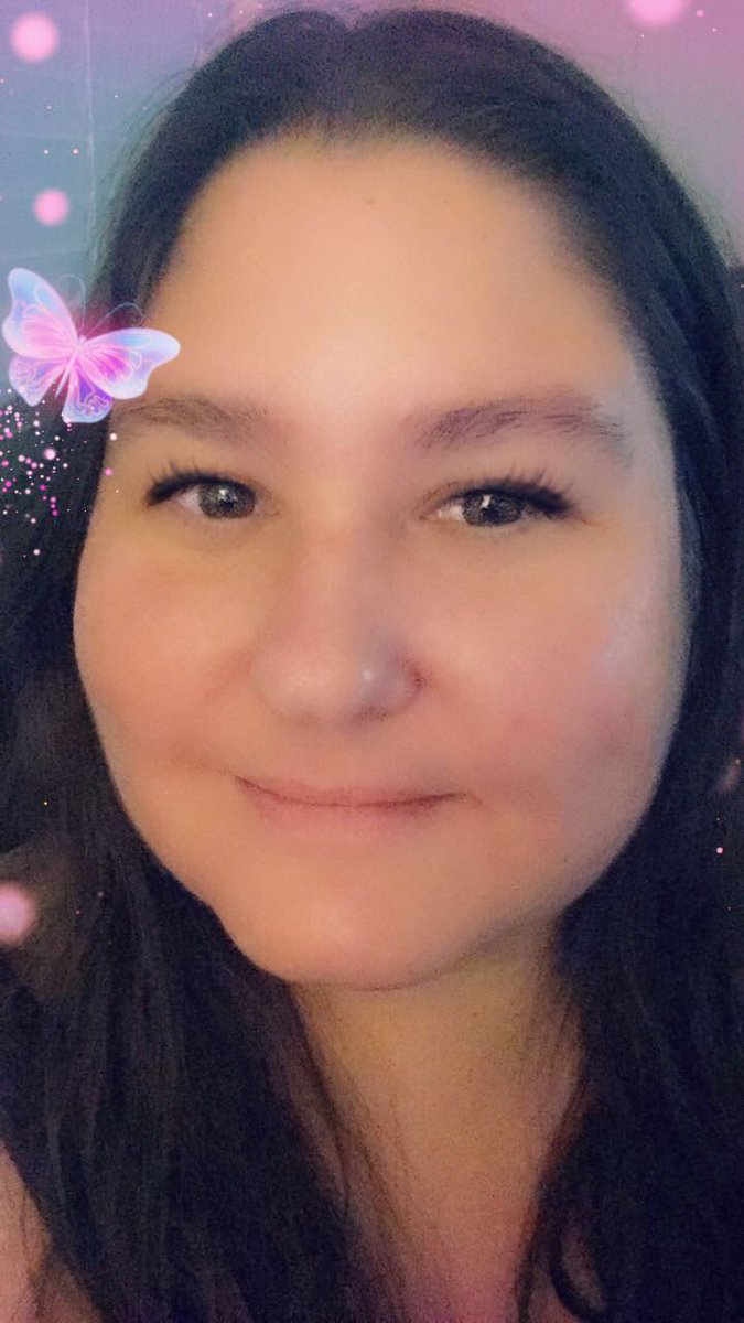 Nanagirl517's tweet photo. Happy Friday everyone!! Doing a Dt selfie, because why not? @EthanDolan @GraysonDolan I love you forever❤️You really are my family! I am so proud of you guys!!!  #dtselfie #DolanTwins #DolanStrong https://t.co/A96Y88KkUv