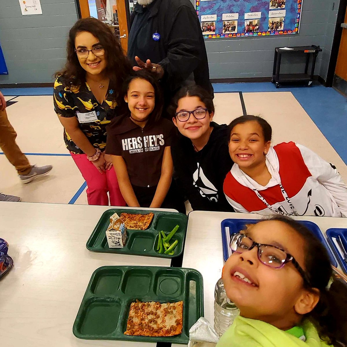 MOD_WOCSandburg's tweet photo. IMPACT and INSPIRE....
Lunchtime FUN at our home away from home!!!
#WeAreSteele!!! https://t.co/9yvv6BJW4F