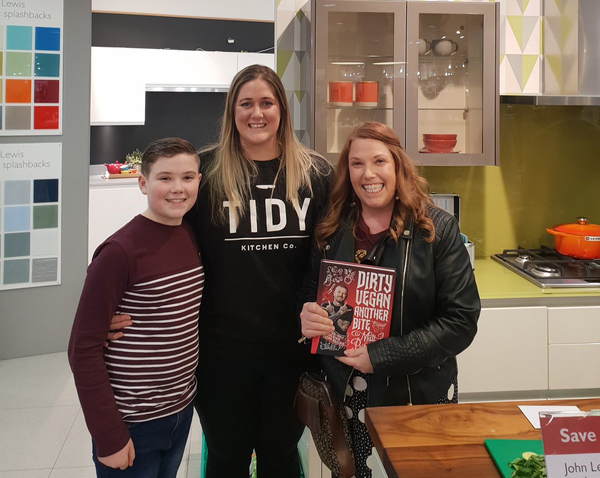 MrsChapman76's tweet photo. Dipping our toes into #vegan #plantbased #food for family meal times. Thanks to
@DirtyVeganTV @Tidy_Kitchen_Co for the tips, inspiration and humour 🌱#anotherbite #jlcardiff https://t.co/Azg1P8ybbB