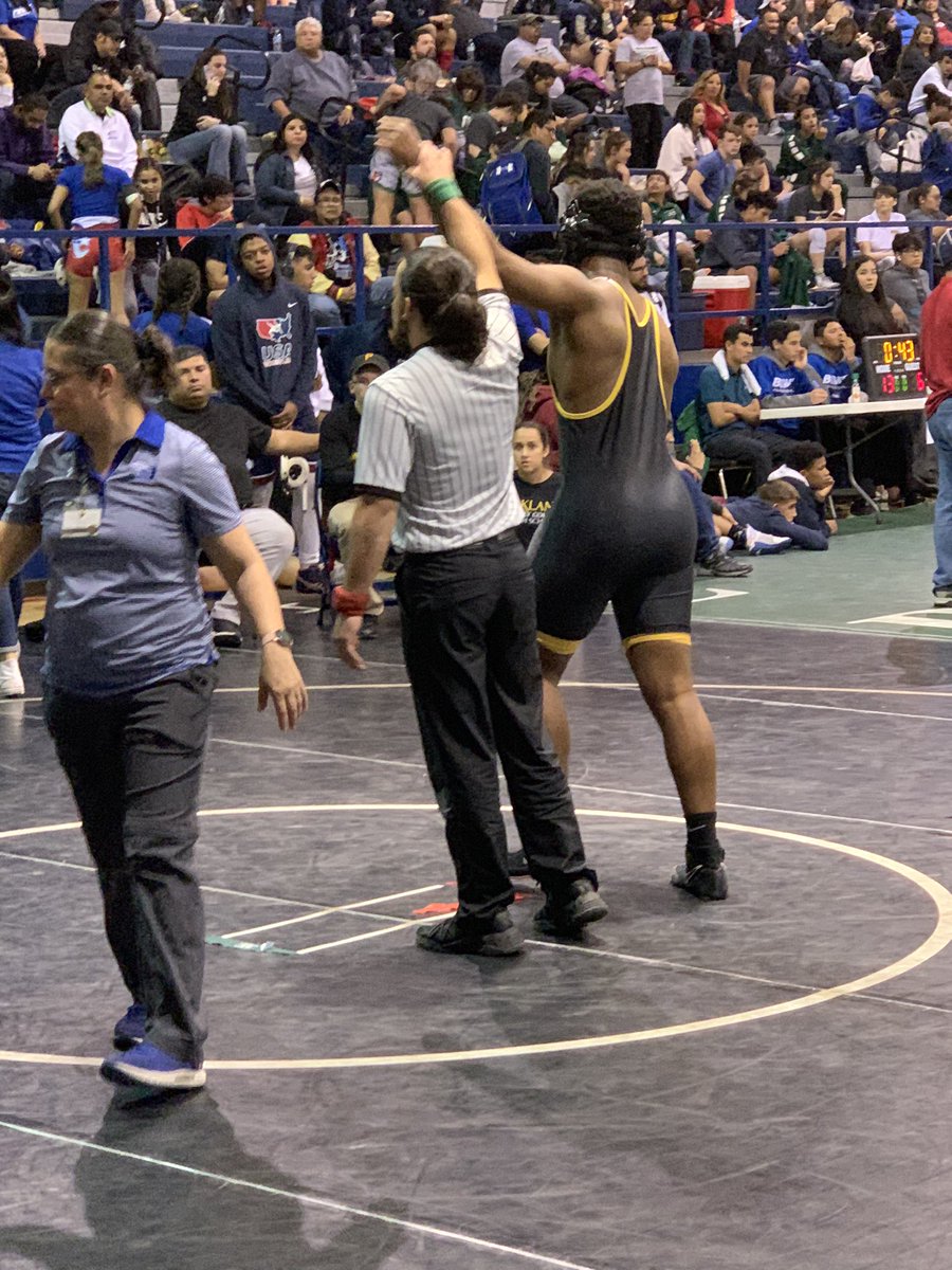 frontz_eric's tweet photo. Multi-sport DUDE got it done on the field now getting it done on the mat. #REPTHEPARK https://t.co/i5Jf8ViPkm